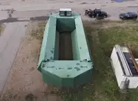 Spilt hopper barge